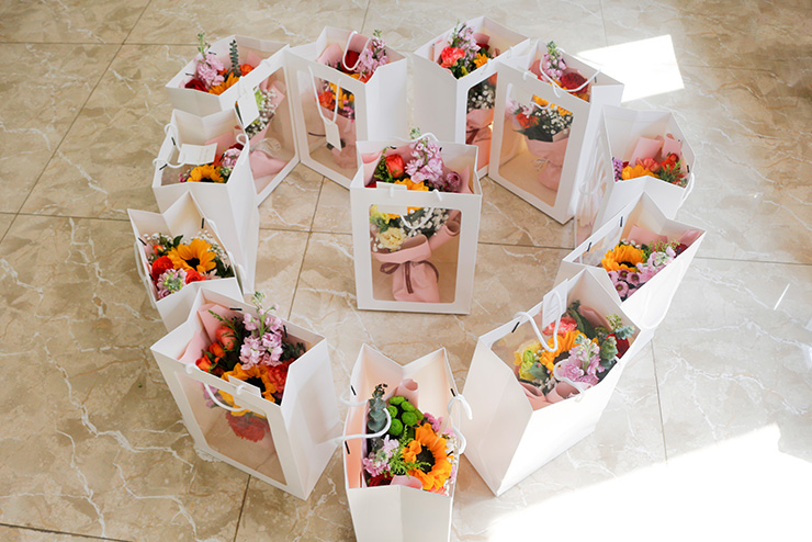 愛在三八節(jié)，情暖半邊天 濟(jì)南賽成為女員工送上節(jié)日祝福